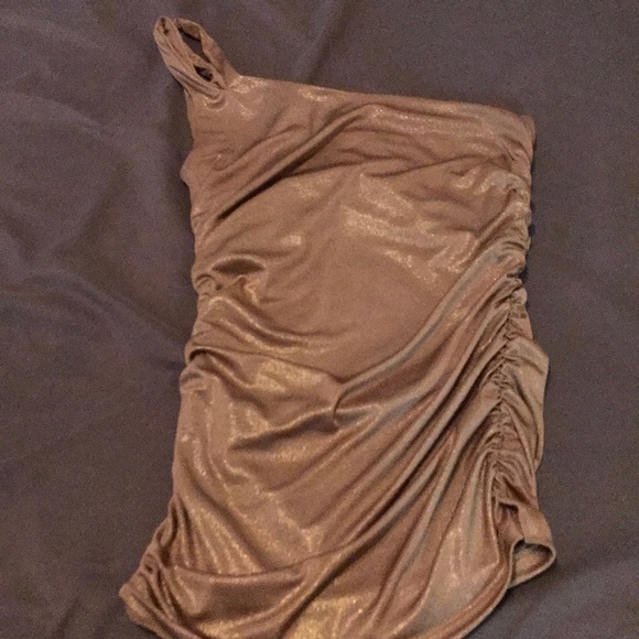 Gold shirt - Picture 5 of 5